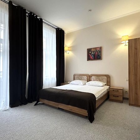 Hotel 52 Odesa Exterior photo
