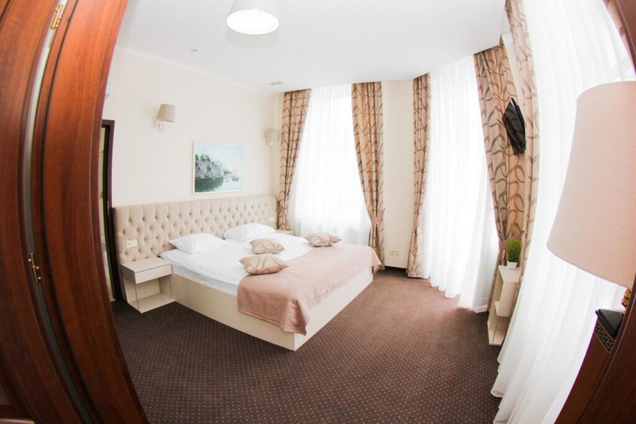 Hotel 52 Odesa Exterior photo