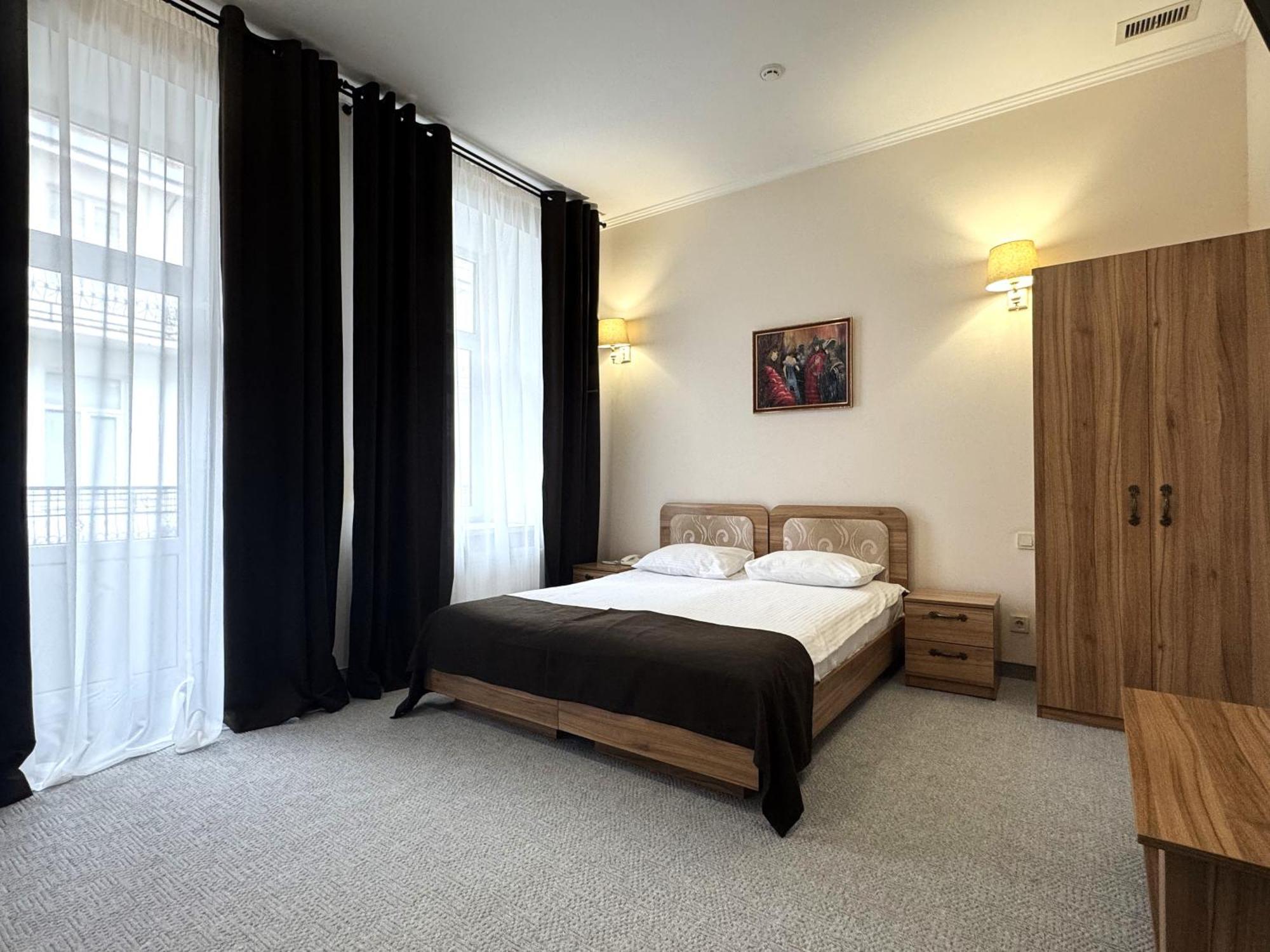 Hotel 52 Odesa Exterior photo